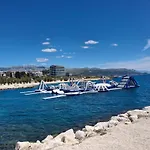 Zdenka Сплит