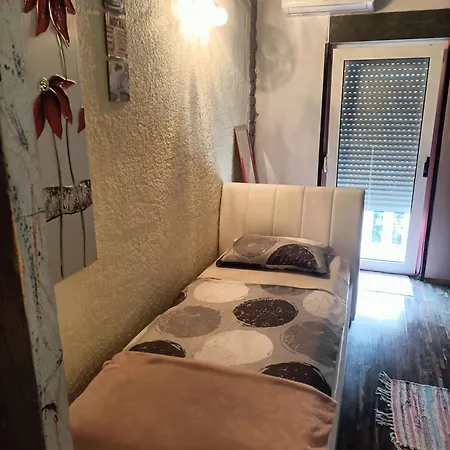Zdenka Apartment Split